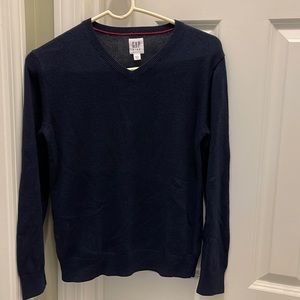 Gap Kids Navy V Neck sweater in size Large. Excellent used condition